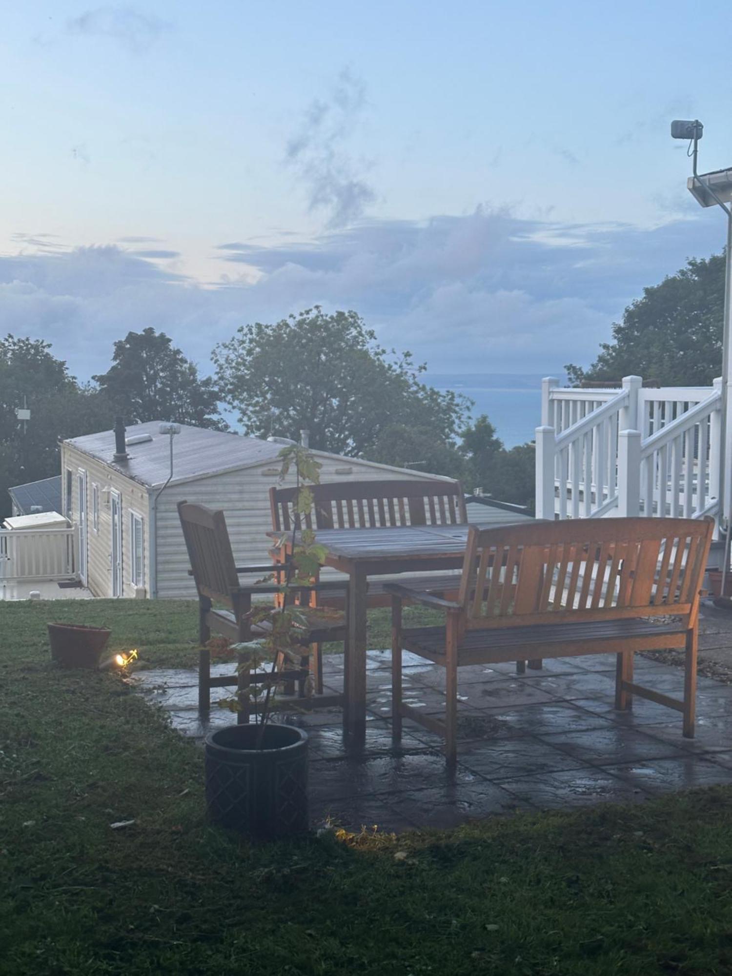 Glade Lodge- North Devon Coast, Bideford Bay Caravan Park Eksteriør billede